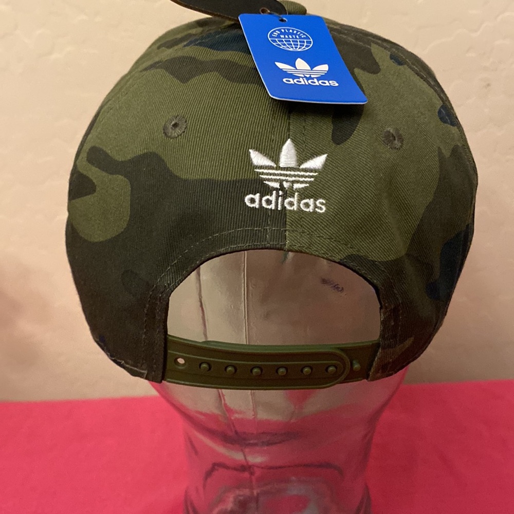 🆕 Adidas SnapBack Cap - Picture 8 of 11